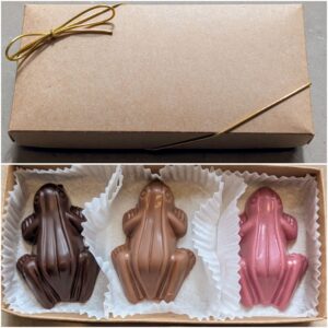 Chokladgrodor Trio i present-förpackning